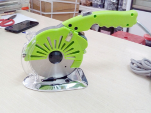 Máy cắt vải Tian Hong SRC-125 thế hệ mới